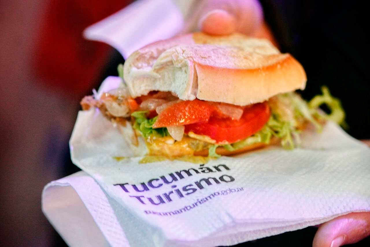 img-footer-1