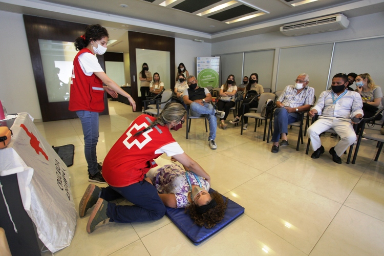 img-footer-1