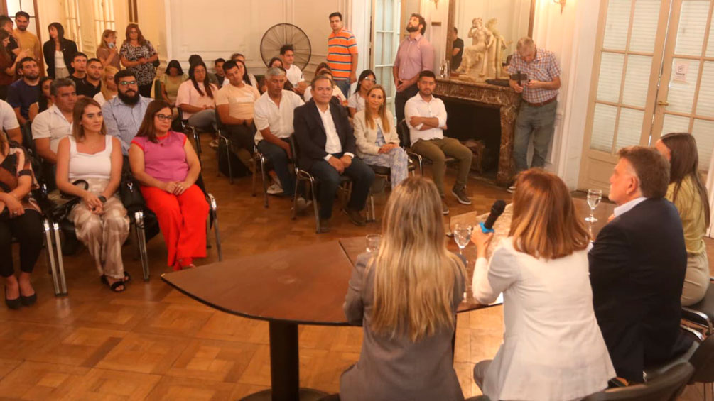 img-footer-1