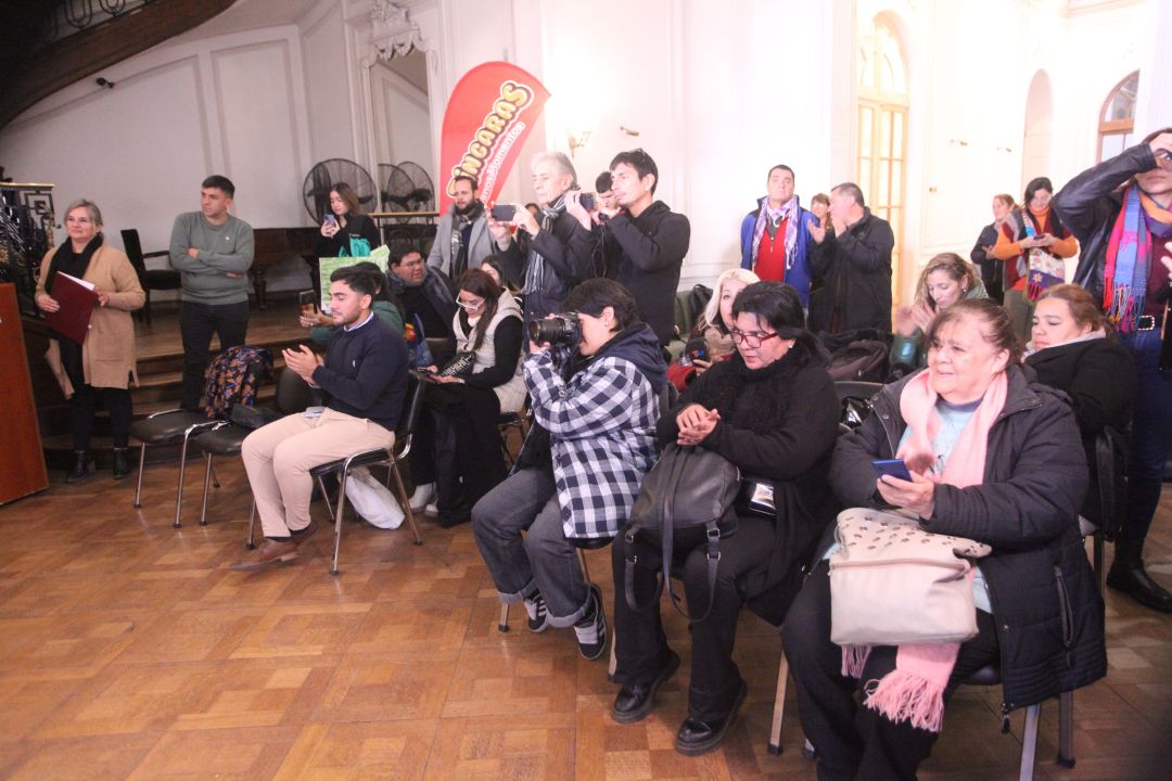 img-footer-1