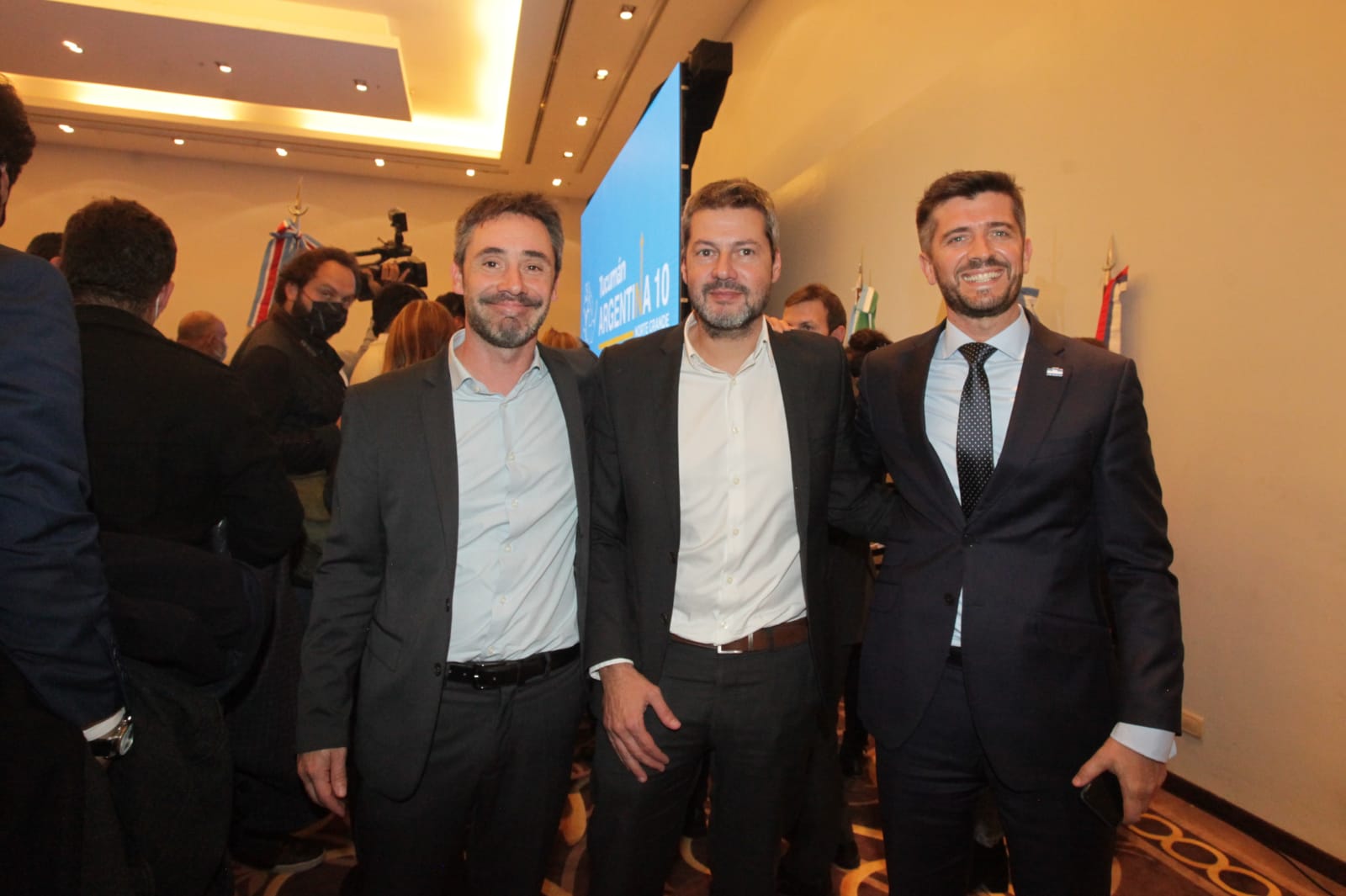 img-footer-1