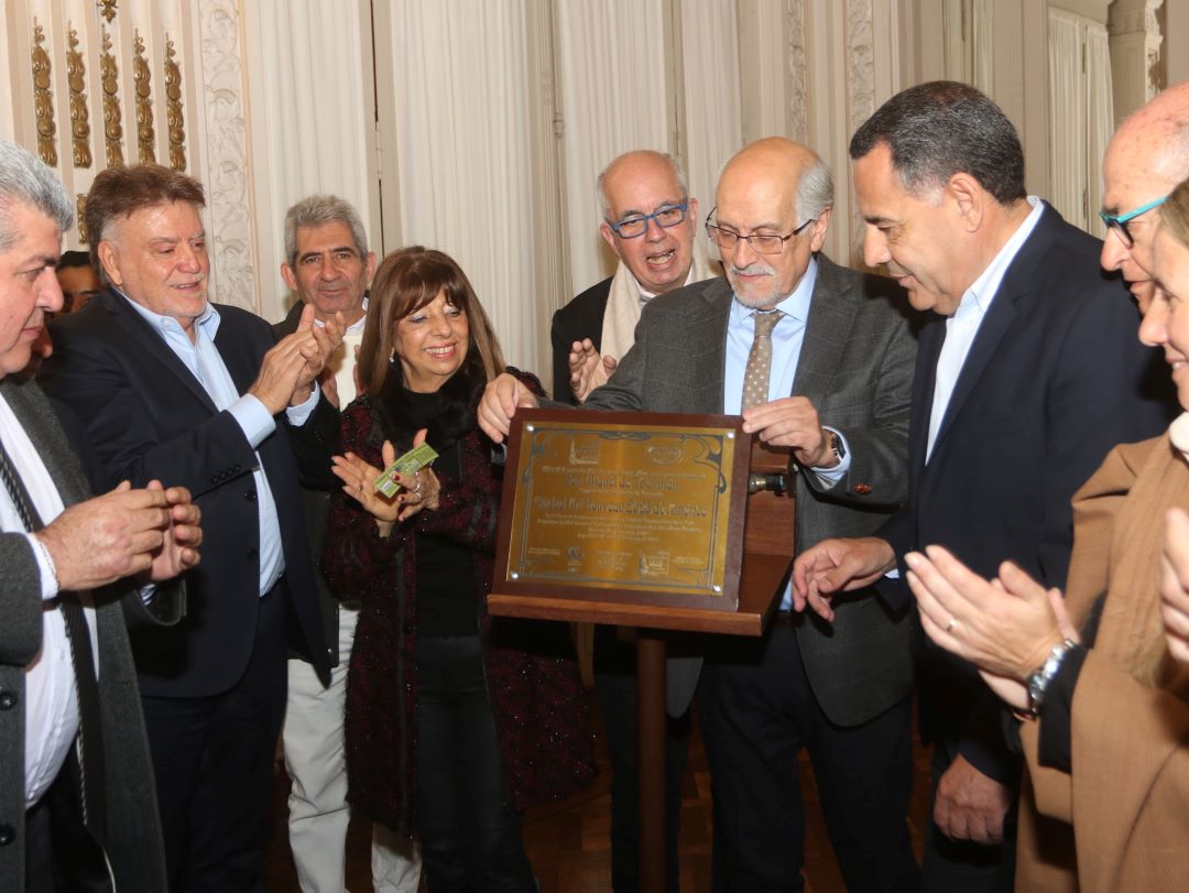 img-footer-1