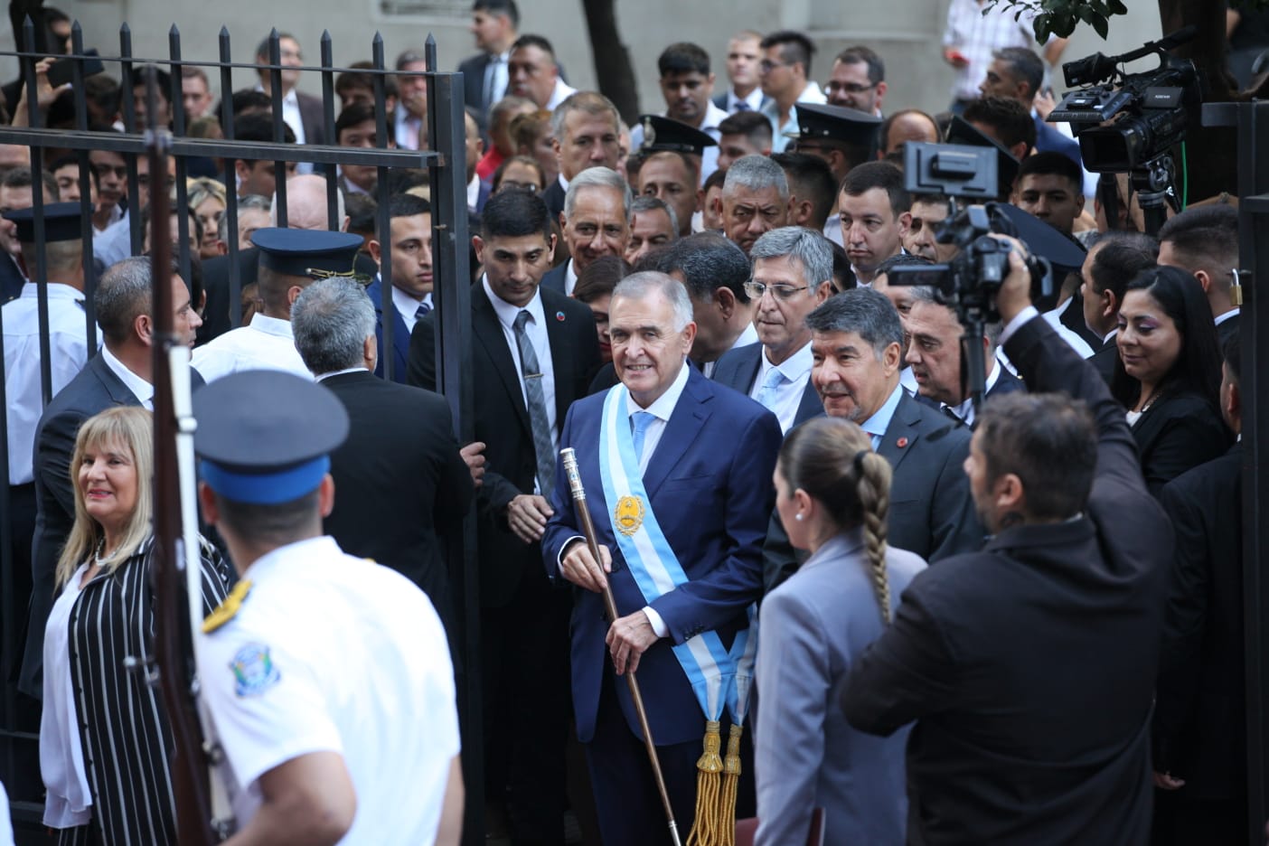 img-footer-1