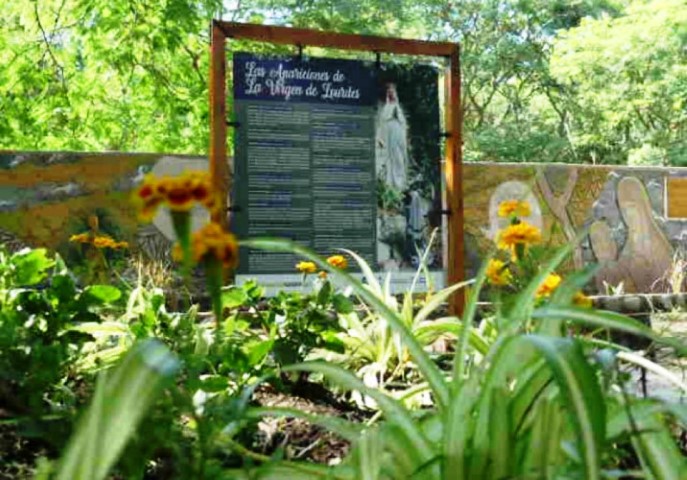 img-footer-1